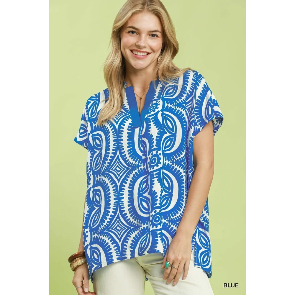 Umgee Geometric Print V-Neck Short Sleeve Top - Medium